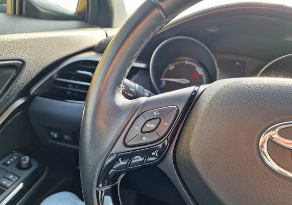 Toyota C-HR cena 99900 przebieg: 44000, rok produkcji 2019 z Kłodzko małe 254
